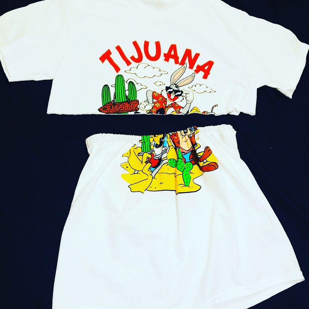 Vintage Kiss, Graphic Crop top,  Skirt,Crop top,